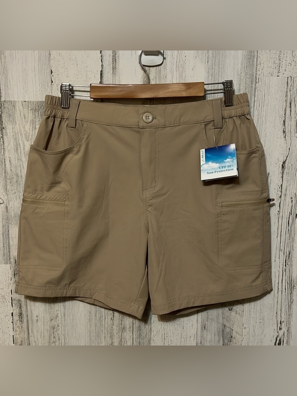 Z4 Causal outdoor shorts sun protection khaki color shorts pockets NWT large L